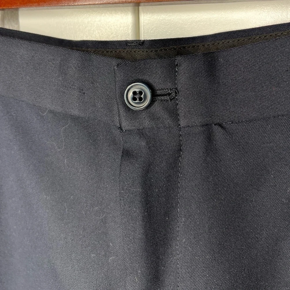 157. Haggar Men’s Pleated Dress Pants Navy Blue 40x29
